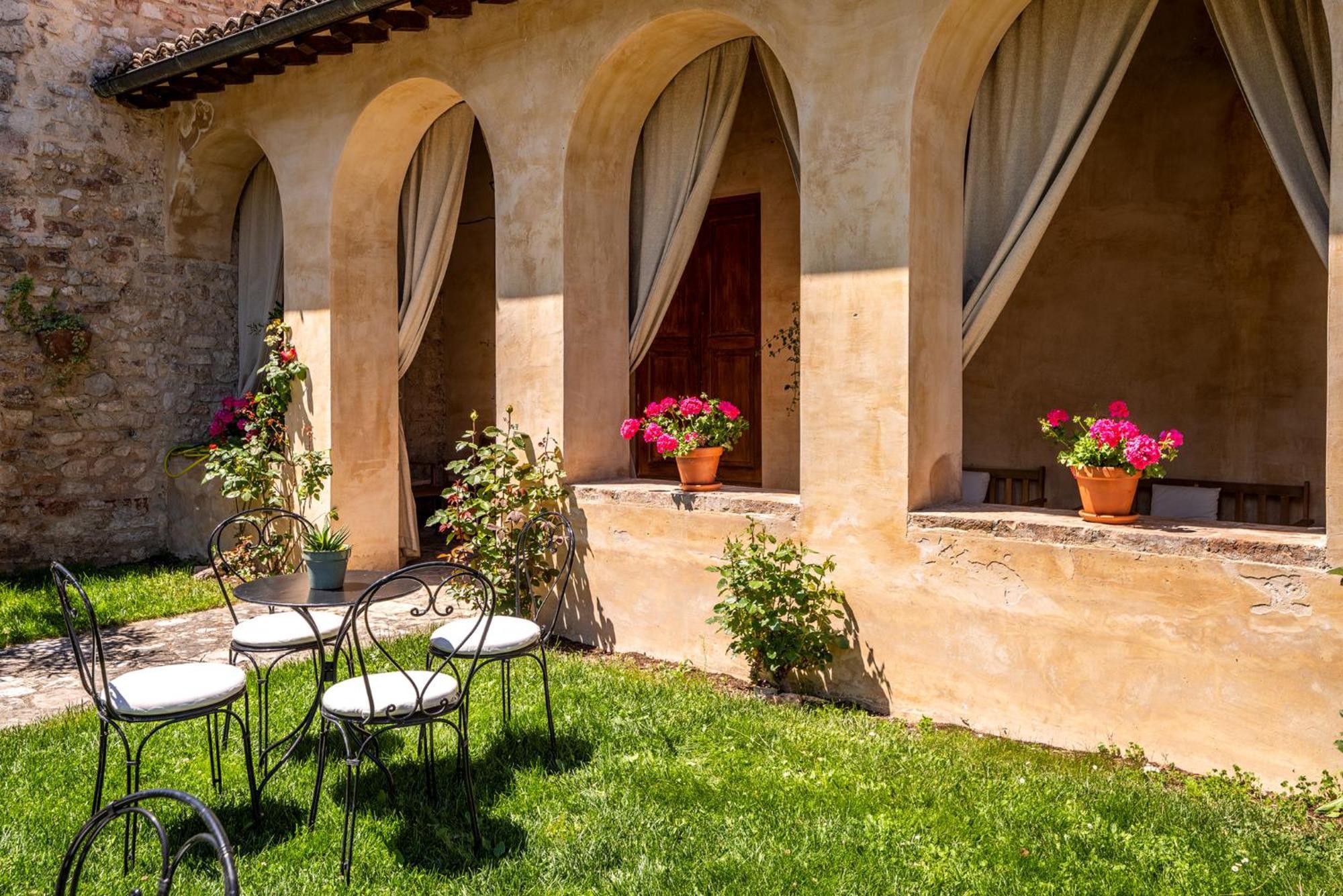 Ex Convento Santa Croce-Country Resort SantʼAnatolia di Narco Zewnętrze zdjęcie